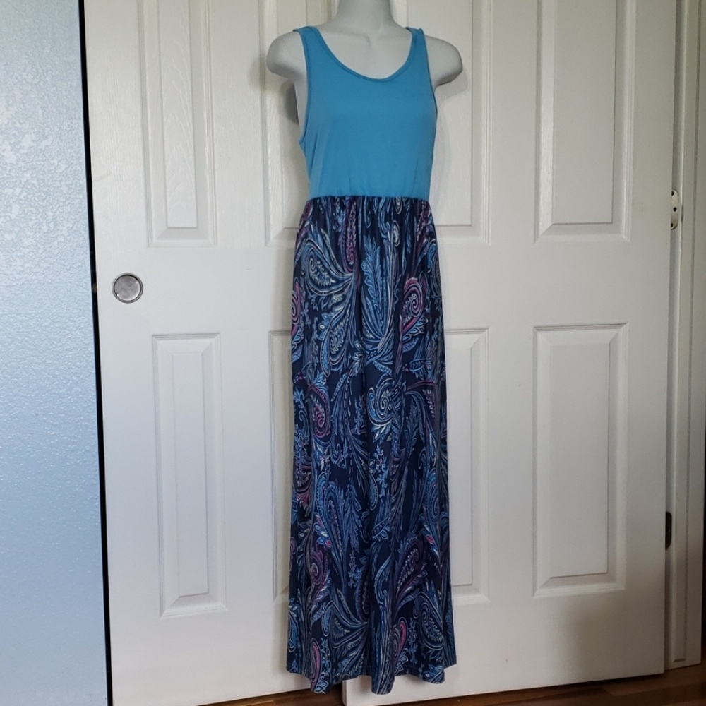 Womens beach summer spring dress size Medium